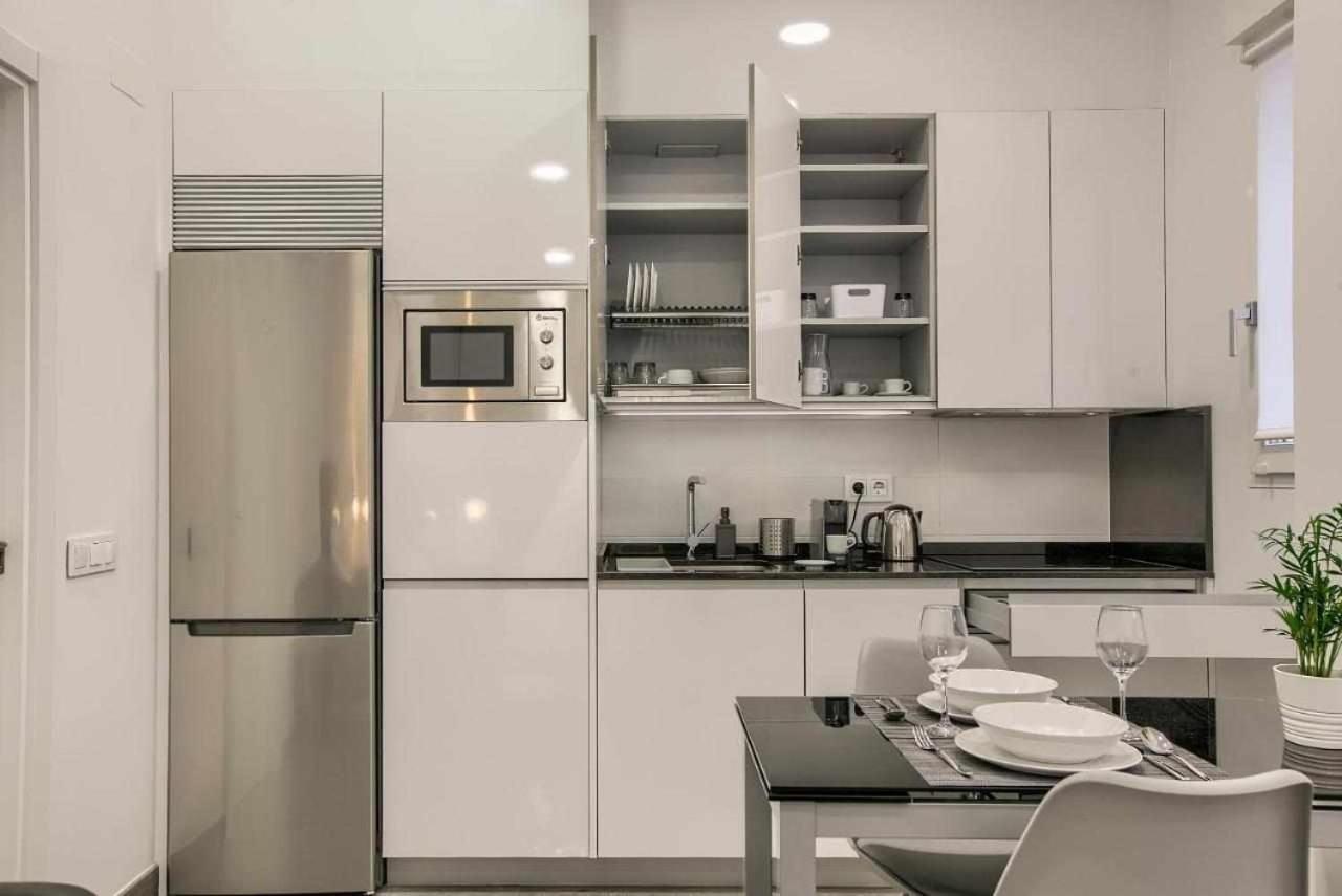 Rina Madrid Apartamento1 Εξωτερικό φωτογραφία