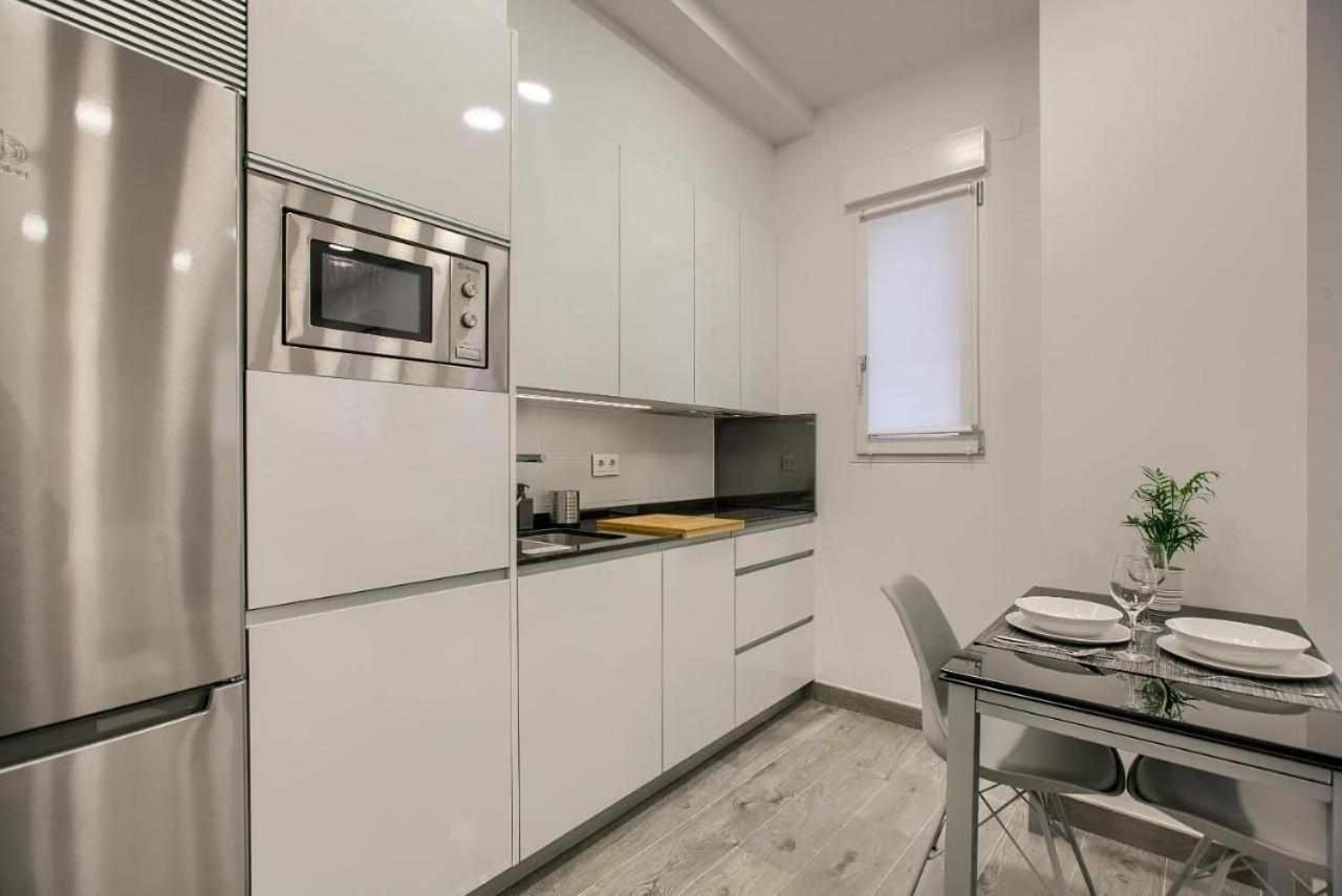 Rina Madrid Apartamento1 Εξωτερικό φωτογραφία