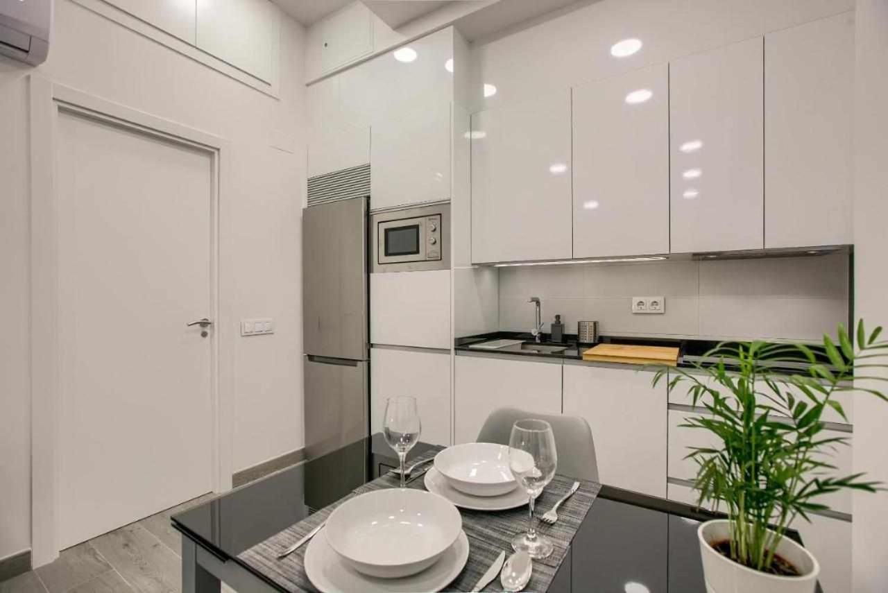 Rina Madrid Apartamento1 Εξωτερικό φωτογραφία